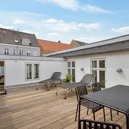 Apartment 3-bedroom With A Big Terrace And Fitness
