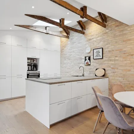 Apartment 3-bedroom With A Big Terrace And Fitness